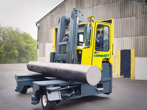 Comhcheangail - Combi C-Sraith - Forklift Il-threorach - Láimhseáil Ualach Fada - Miotail Speisialtachta - Luchtú Trom