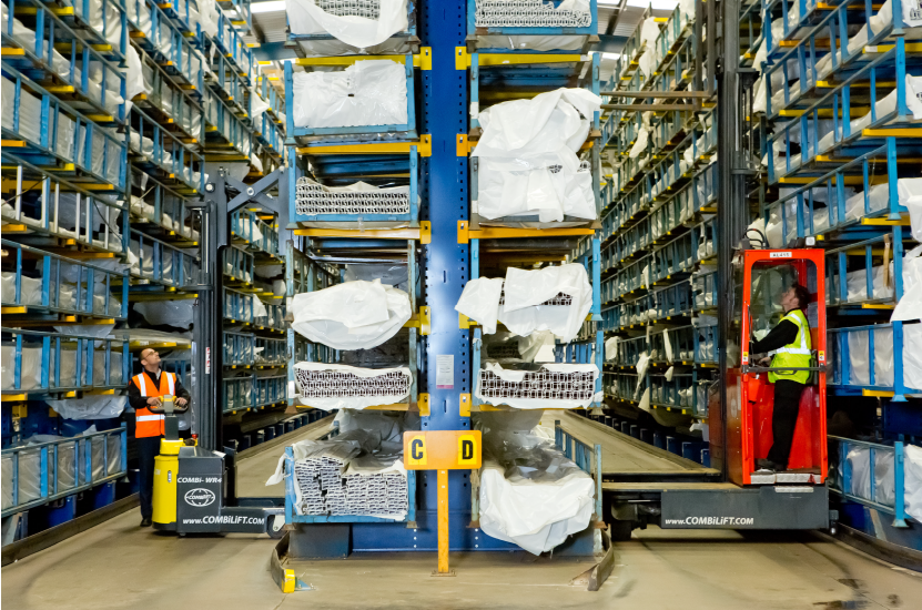 Combi-WR4 - Racking - Combilift