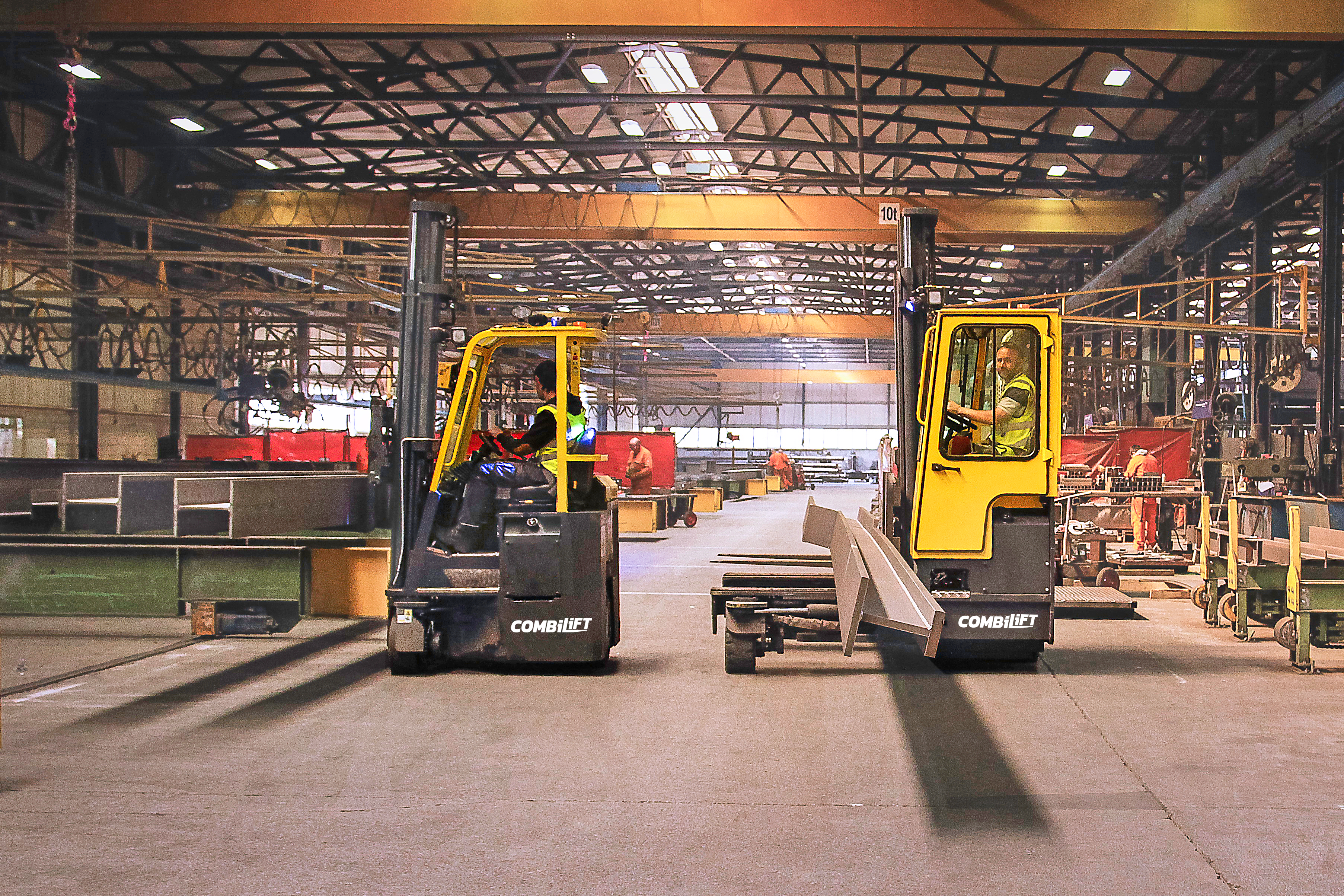Combilift – Combi C-Series – Multi-directional Forklift – Long Load Handling - Steel Fabrication - Manufacturing - Indoor Safety