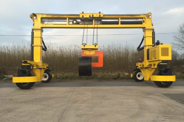 Combilift MG - Transporting Coils