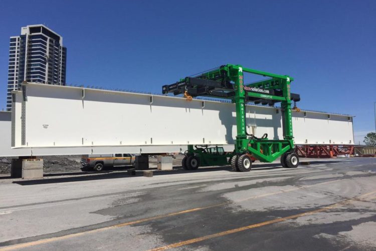 Manufacturing - Combilift Straddle Carrier