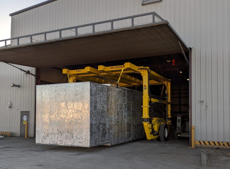 Straddle Carrier Transporting under Low Doorways